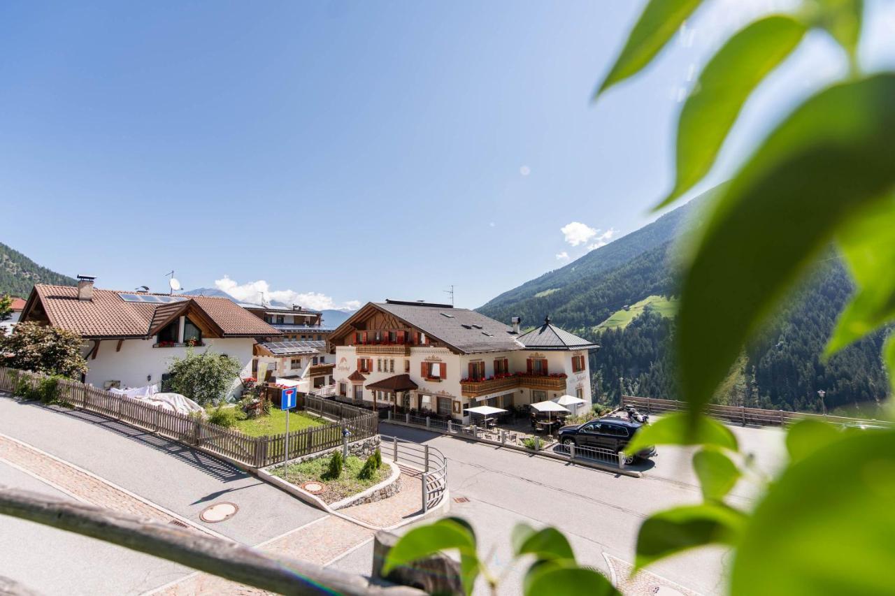 Hotel Stilfserhof Екстер'єр фото